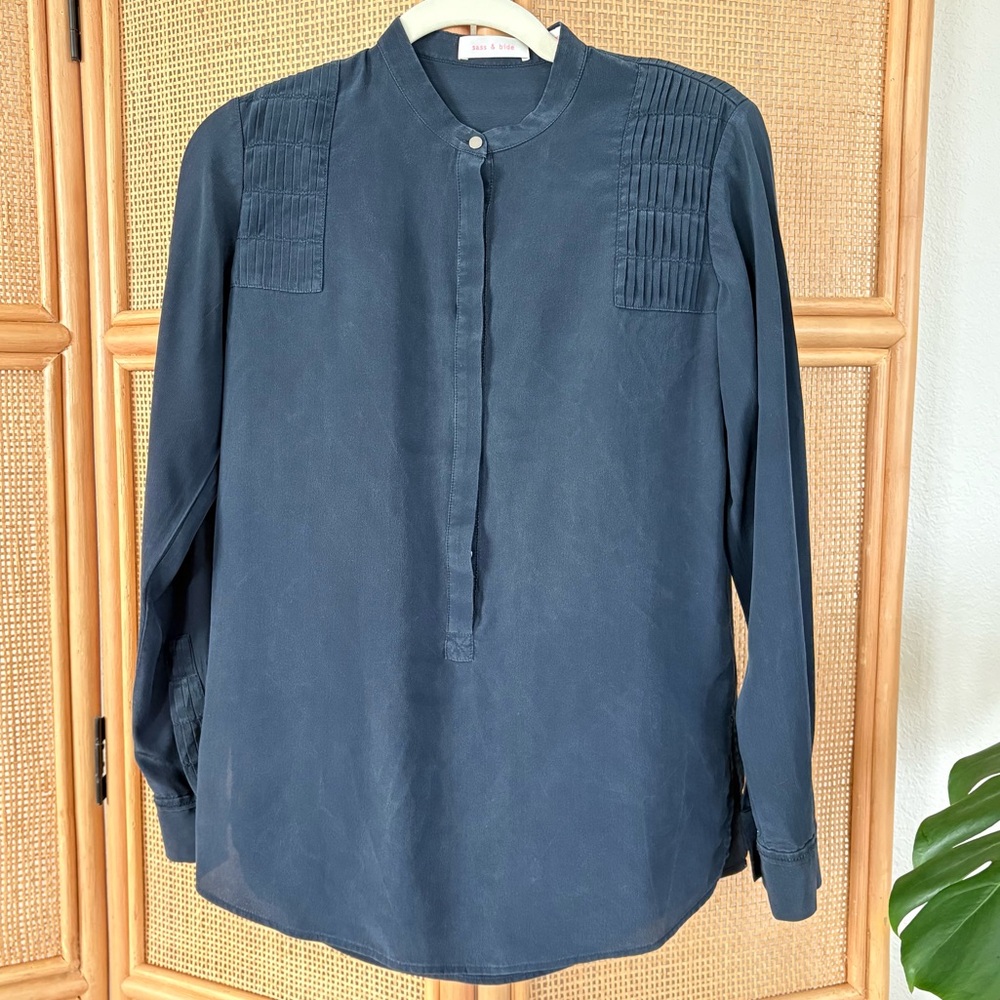 Sass and bide Silk 100% Pleated Detail Popover Blouse in Navy size: US2| Spring